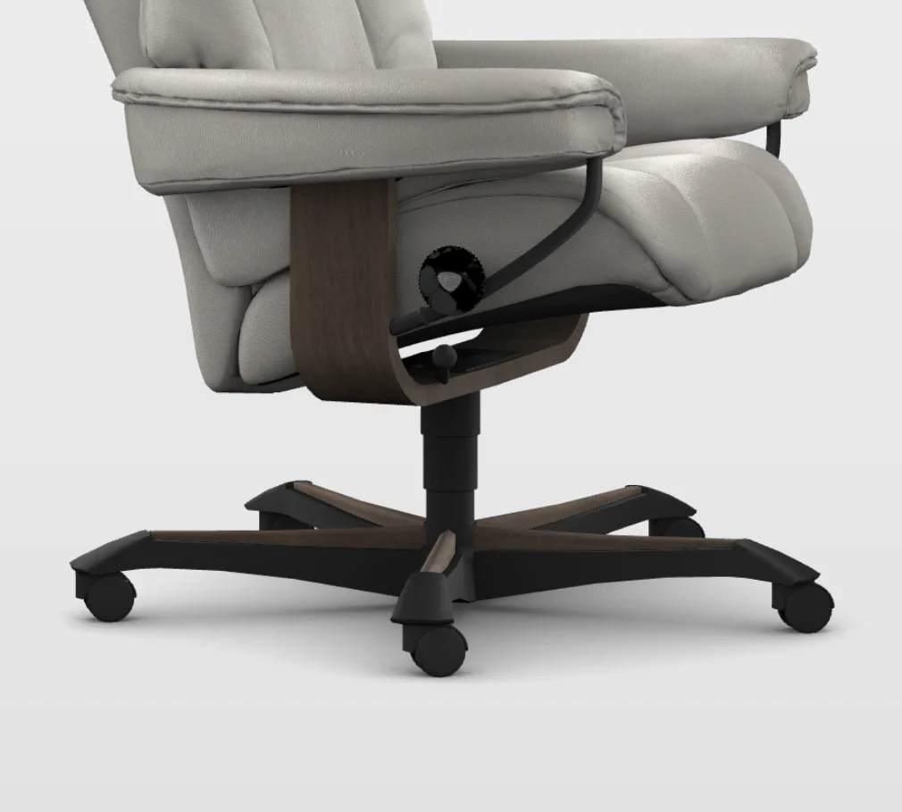 Stressless Magic Recliner with Ottoman - Image 4